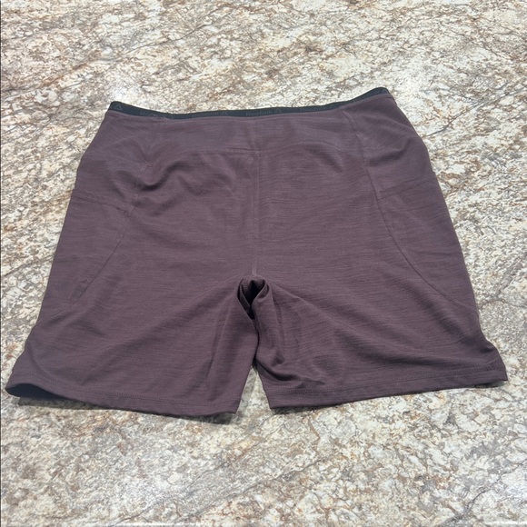 Reebok Men's Dark Purple Athletic Shorts - Picture 4 of 4